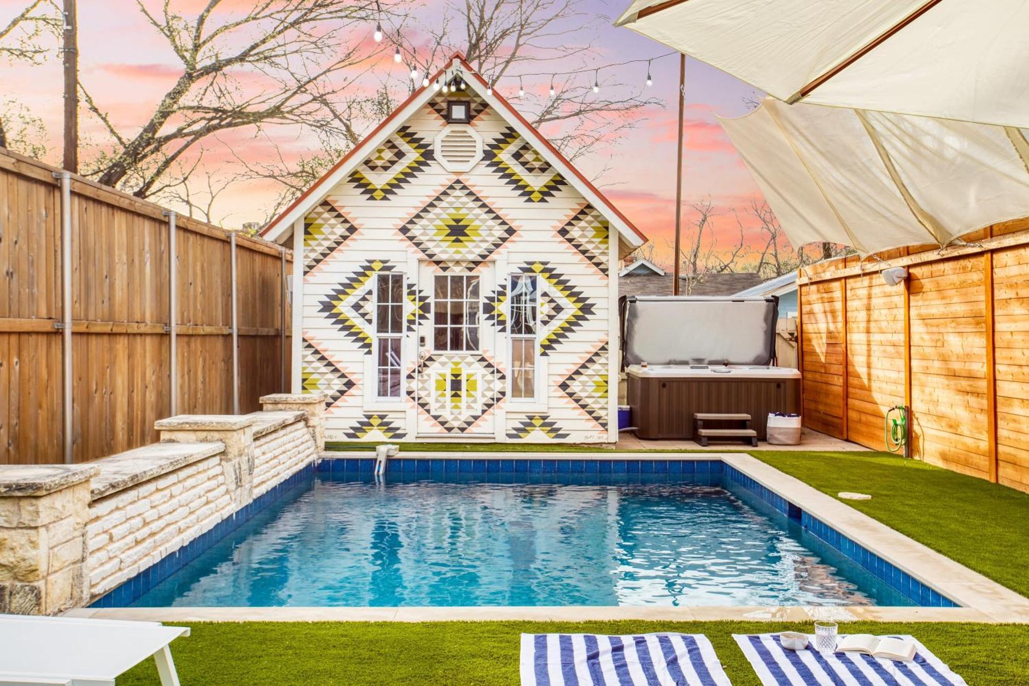 Ramsey By Avantstay Modern Character Home In Austin W Pool Kültér fotó